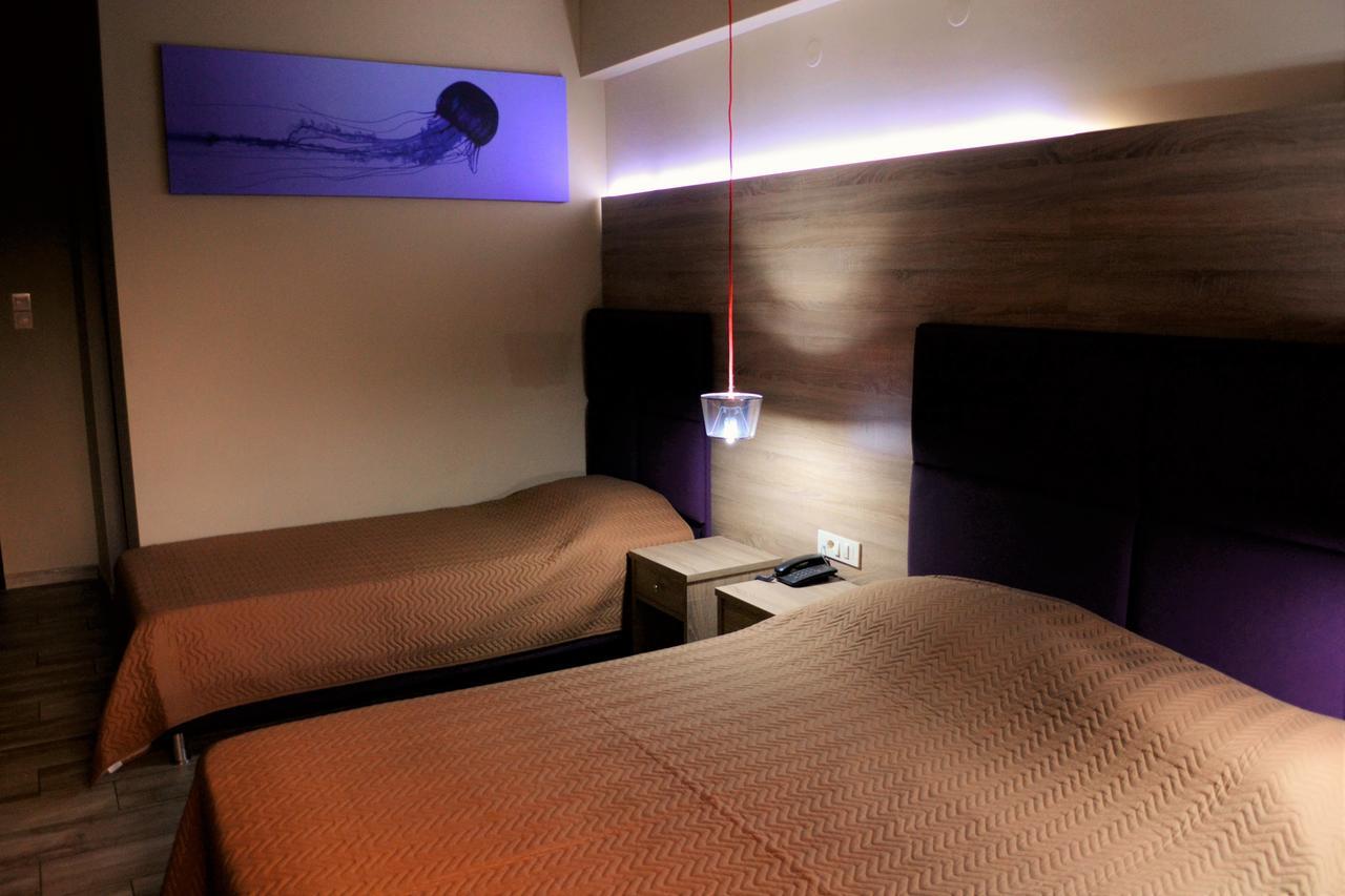 تولو Ritsas Hotel الغرفة الصورة